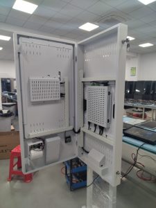 Kiosk adapter and scanner indicator inspection
