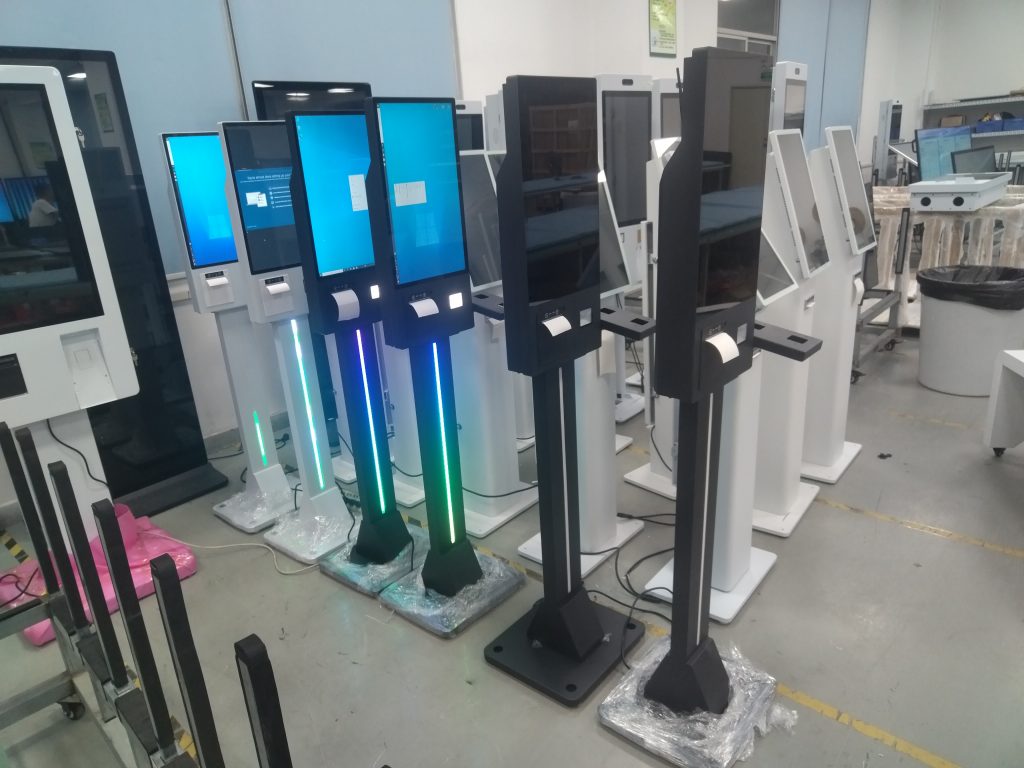 Restaurant kiosk connected with POS and kitchen systems