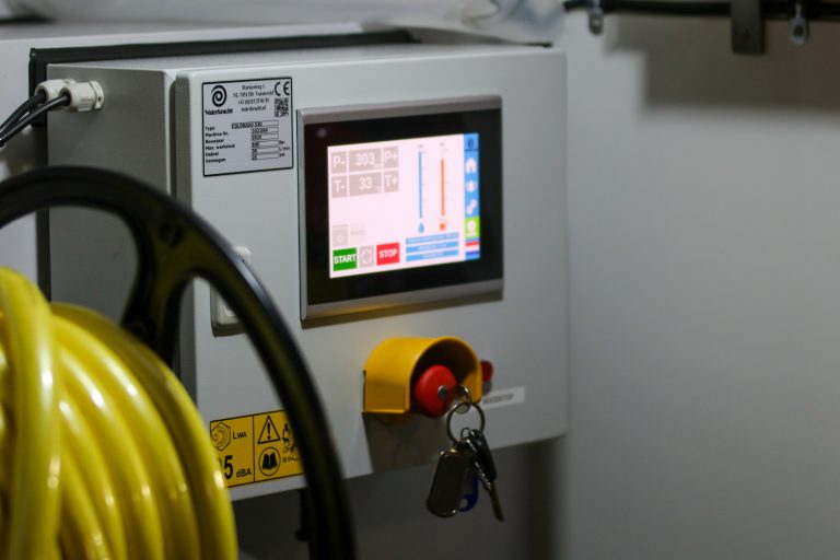 embedded industrial display - image 1